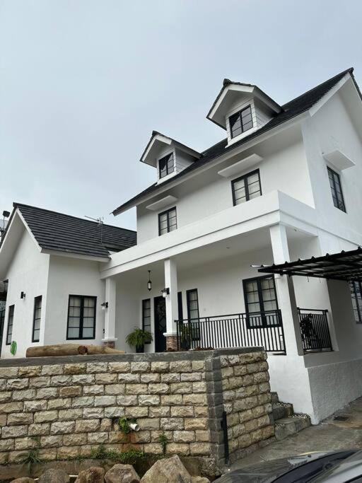 Stylish Villa At Green Apple U 35A Cipanas Puncak Sindanglaya Exterior photo